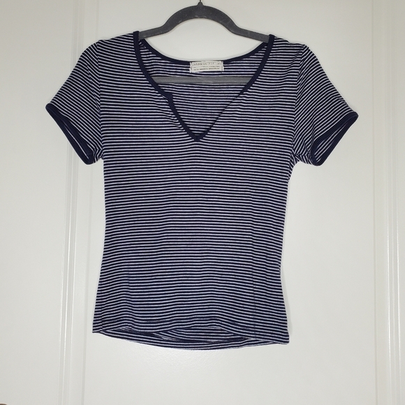 Urban Outfitters Truly Madly Deeply Navy Blue Striped V Neck Short Sleeve Top - Picture 3 of 7